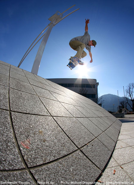 nollie bs flip photo by mic dagaschnig
